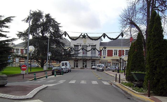 LIVRY-GARGAN - Immobilier - CENTURY 21  Agence du Cèdre - hôtel de ville