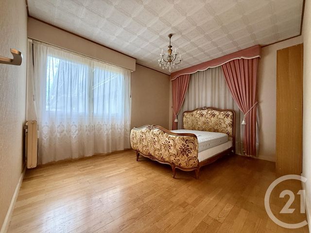 Appartement F5 à vendre - 5 pièces - 103.75 m2 - LIVRY GARGAN - 93 - ILE-DE-FRANCE - Century 21 Agence Du Cèdre