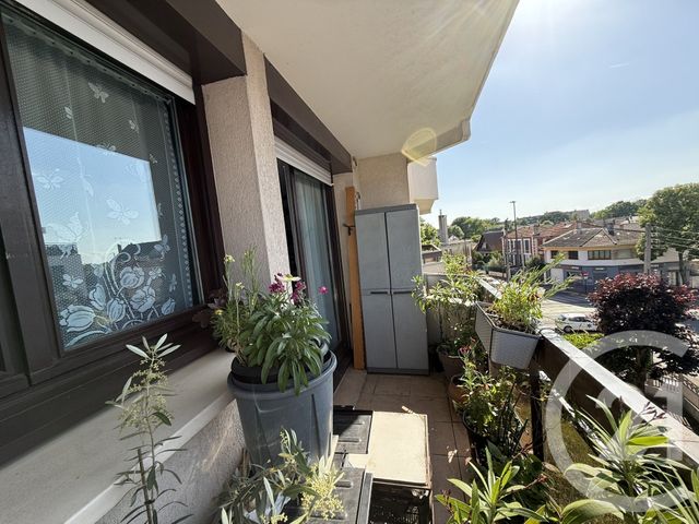 Appartement F3 à vendre - 3 pièces - 52.83 m2 - LIVRY GARGAN - 93 - ILE-DE-FRANCE - Century 21 Agence Du Cèdre