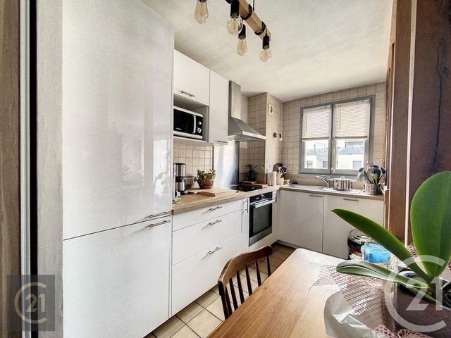 Appartement F3 à vendre - 3 pièces - 52.83 m2 - LIVRY GARGAN - 93 - ILE-DE-FRANCE - Century 21 Agence Du Cèdre