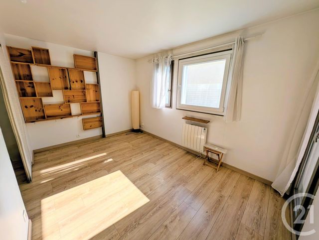 Afficher la photo en grand Appartement F1 à vendre - 1 pièce - 34.0 m2 - LIVRY GARGAN - 93 - ILE-DE-FRANCE - Century 21 Agence Du Cèdre