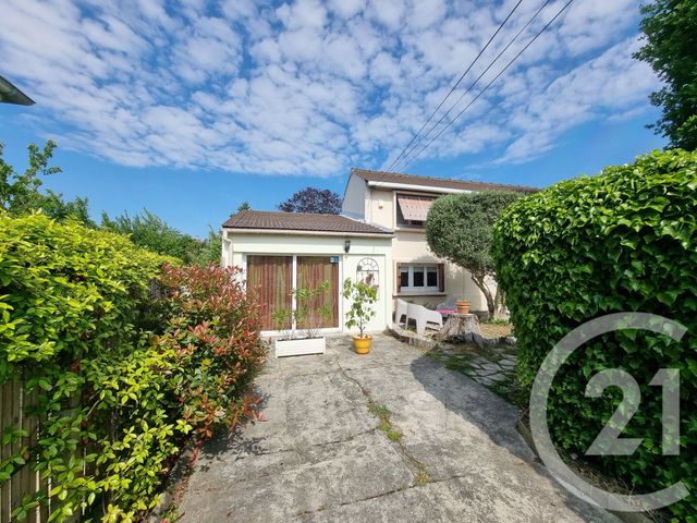 Afficher la photo en grand maison à vendre - 7 pièces - 139.0 m2 - LIVRY GARGAN - 93 - ILE-DE-FRANCE - Century 21 Agence Du Cèdre