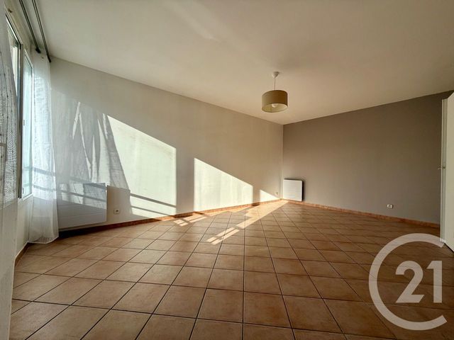 Appartement F2 à vendre - 2 pièces - 46.53 m2 - LIVRY GARGAN - 93 - ILE-DE-FRANCE - Century 21 Agence Du Cèdre