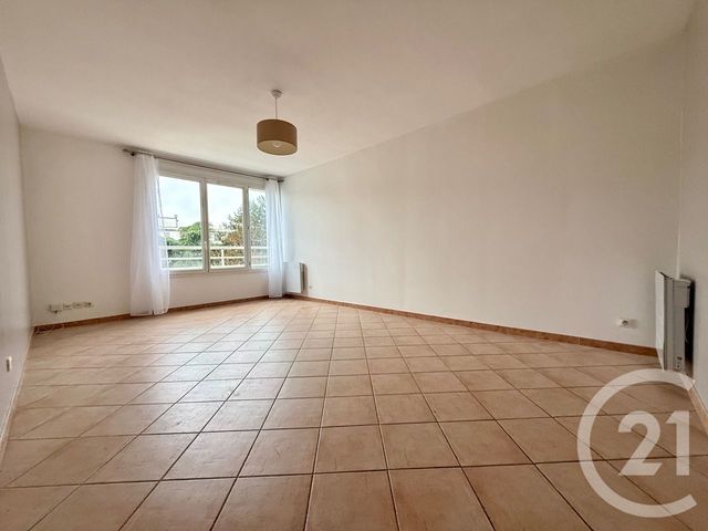 Appartement F2 à vendre - 2 pièces - 46.53 m2 - LIVRY GARGAN - 93 - ILE-DE-FRANCE - Century 21 Agence Du Cèdre