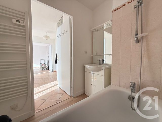 Appartement F2 à vendre - 2 pièces - 46.53 m2 - LIVRY GARGAN - 93 - ILE-DE-FRANCE - Century 21 Agence Du Cèdre