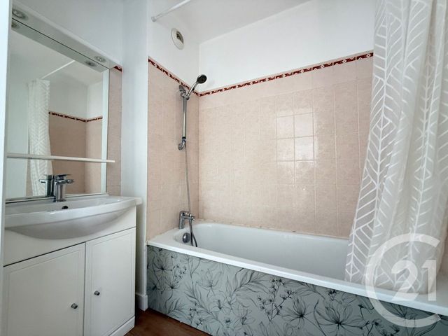 Appartement F2 à vendre - 2 pièces - 46.53 m2 - LIVRY GARGAN - 93 - ILE-DE-FRANCE - Century 21 Agence Du Cèdre