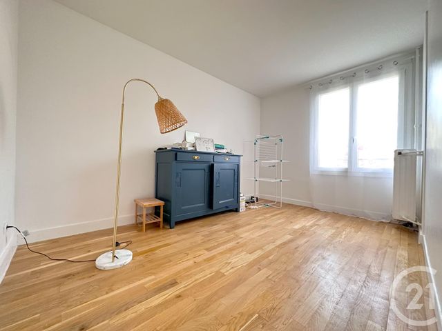 Appartement F4 à vendre - 4 pièces - 60.49 m2 - LIVRY GARGAN - 93 - ILE-DE-FRANCE - Century 21 Agence Du Cèdre