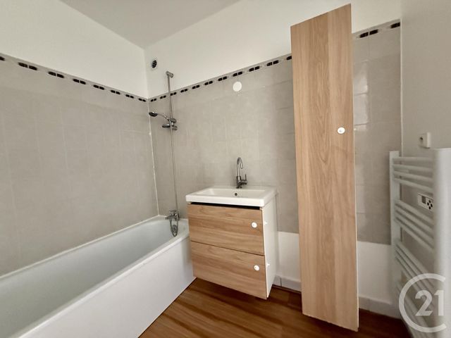Appartement F3 à vendre - 3 pièces - 71.65 m2 - LIVRY GARGAN - 93 - ILE-DE-FRANCE - Century 21 Agence Du Cèdre