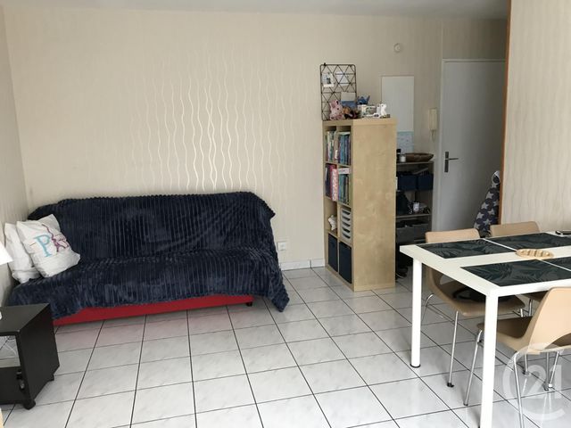 Appartement F1 à louer - 1 pièce - 27.6 m2 - LIVRY GARGAN - 93 - ILE-DE-FRANCE - Century 21 Agence Du Cèdre