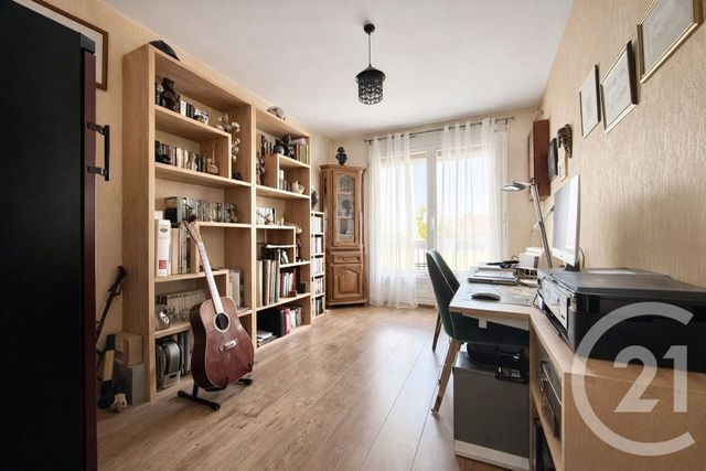 Appartement F4 à vendre - 4 pièces - 83.6 m2 - LIVRY GARGAN - 93 - ILE-DE-FRANCE - Century 21 Agence Du Cèdre