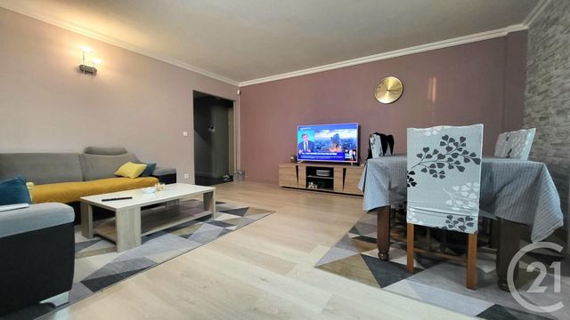 Appartement F5 à vendre - 4 pièces - 91.49 m2 - LIVRY GARGAN - 93 - ILE-DE-FRANCE - Century 21 Agence Du Cèdre