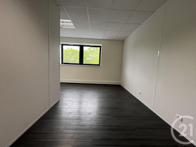 entreprise à louer - 23.71 m2 - VILLEPARISIS - 77 - ILE-DE-FRANCE - Century 21 Agence Du Cèdre