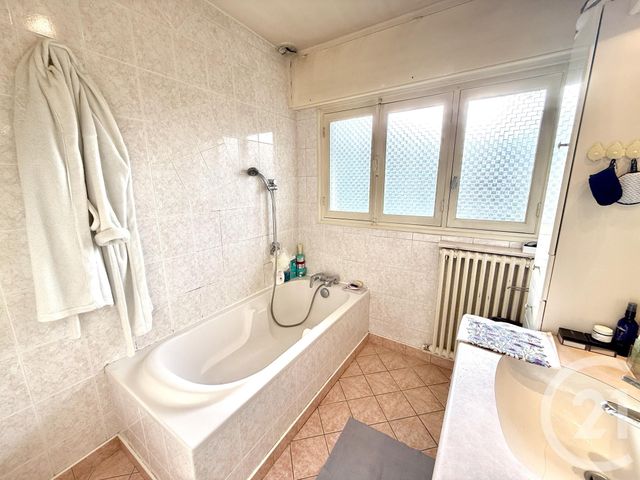 maison à vendre - 8 pièces - 190.0 m2 - LIVRY GARGAN - 93 - ILE-DE-FRANCE - Century 21 Agence Du Cèdre