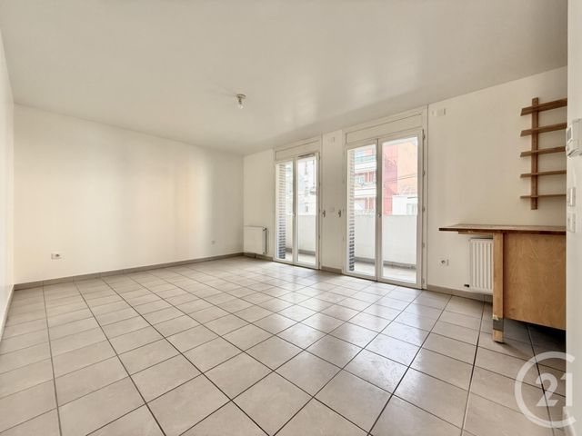 Afficher la photo en grand Appartement F2 à vendre - 2 pièces - 46.52 m2 - LIVRY GARGAN - 93 - ILE-DE-FRANCE - Century 21 Agence Du Cèdre