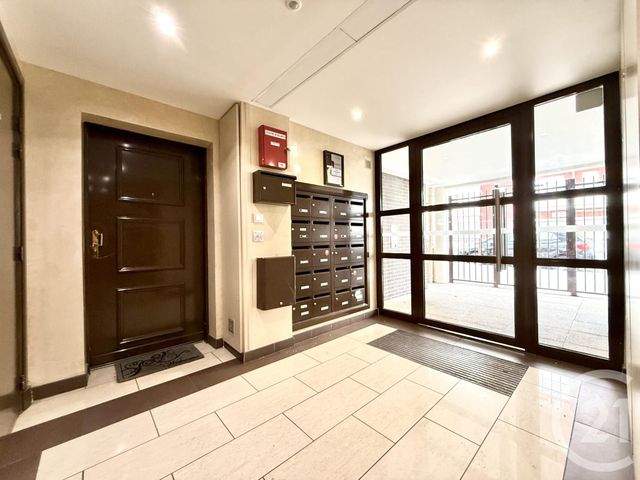 Afficher la photo en grand Appartement F2 à vendre - 2 pièces - 46.52 m2 - LIVRY GARGAN - 93 - ILE-DE-FRANCE - Century 21 Agence Du Cèdre