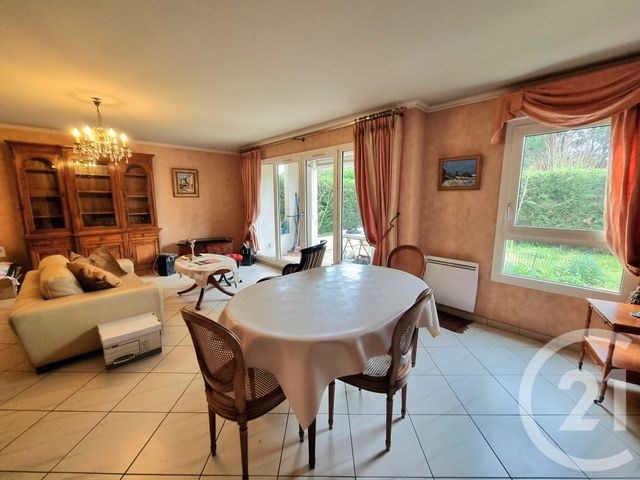 Afficher la photo en grand Appartement F4 à vendre - 4 pièces - 85.35 m2 - LIVRY GARGAN - 93 - ILE-DE-FRANCE - Century 21 Agence Du Cèdre