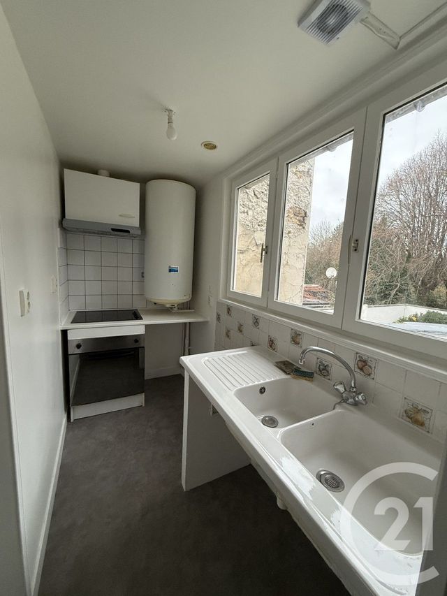 Appartement F1 à louer - 1 pièce - 27.21 m2 - MONTFERMEIL - 93 - ILE-DE-FRANCE - Century 21 Agence Du Cèdre