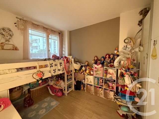 Afficher la photo en grand Appartement F3 à vendre - 3 pièces - 52.48 m2 - LIVRY GARGAN - 93 - ILE-DE-FRANCE - Century 21 Agence Du Cèdre