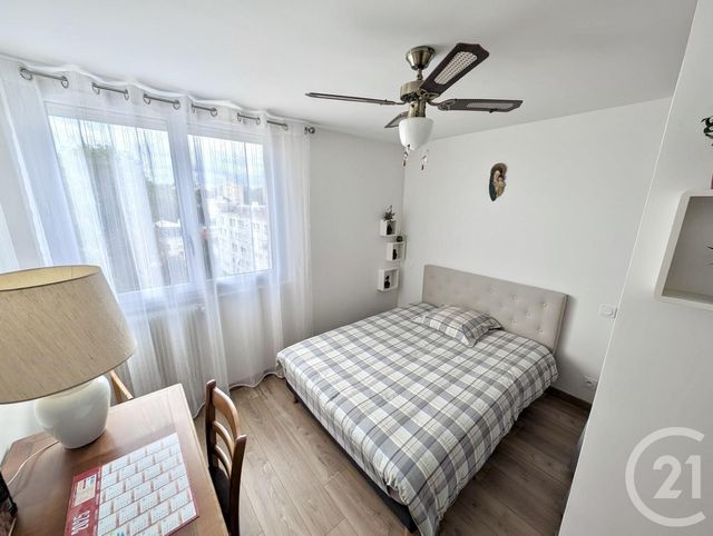 Appartement F4 à vendre - 4 pièces - 68.0 m2 - LIVRY GARGAN - 93 - ILE-DE-FRANCE - Century 21 Agence Du Cèdre