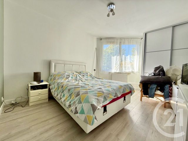 Appartement F3 à vendre - 3 pièces - 58.0 m2 - LIVRY GARGAN - 93 - ILE-DE-FRANCE - Century 21 Agence Du Cèdre