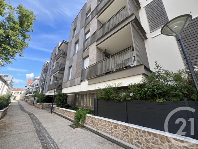 Appartement F2 à louer - 2 pièces - 43.7 m2 - MONTFERMEIL - 93 - ILE-DE-FRANCE - Century 21 Agence Du Cèdre