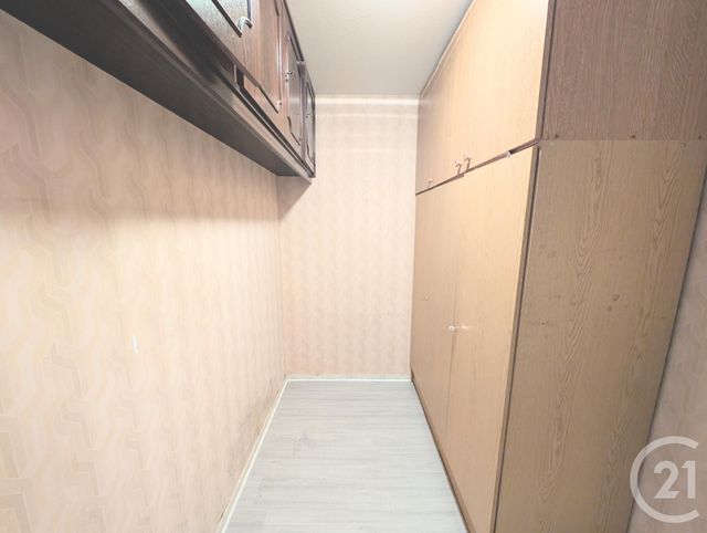 Afficher la photo en grand Appartement F3 à vendre - 3 pièces - 70.39 m2 - LIVRY GARGAN - 93 - ILE-DE-FRANCE - Century 21 Agence Du Cèdre