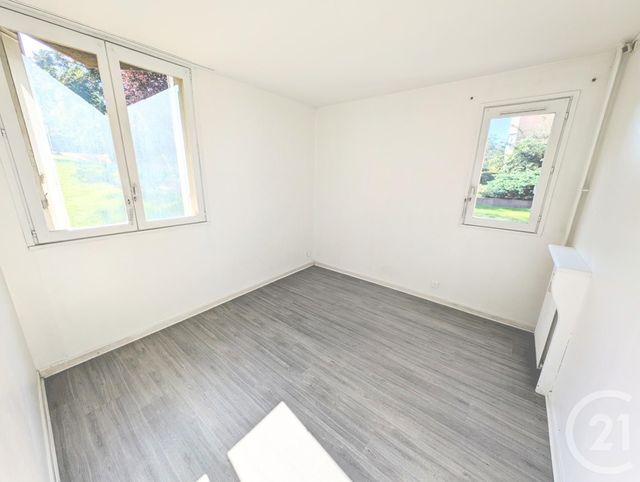 Afficher la photo en grand Appartement F3 à vendre - 3 pièces - 70.39 m2 - LIVRY GARGAN - 93 - ILE-DE-FRANCE - Century 21 Agence Du Cèdre