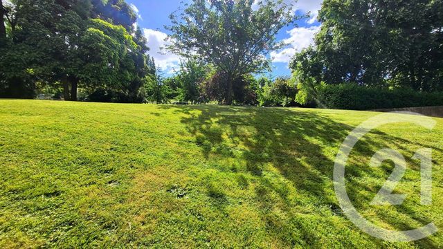 Afficher la photo en grand Appartement F3 à vendre - 3 pièces - 70.39 m2 - LIVRY GARGAN - 93 - ILE-DE-FRANCE - Century 21 Agence Du Cèdre