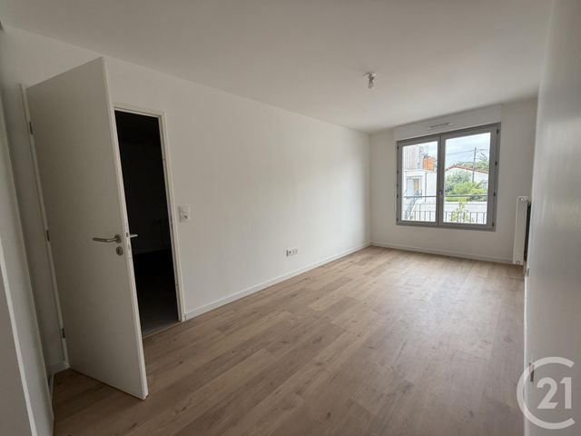 Appartement F4 à vendre - 4 pièces - 89.82 m2 - LIVRY GARGAN - 93 - ILE-DE-FRANCE - Century 21 Agence Du Cèdre