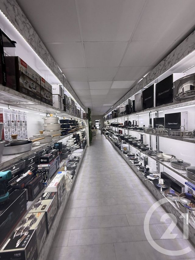 commerce à louer - 788.0 m2 - VILLEPARISIS - 77 - ILE-DE-FRANCE - Century 21 Agence Du Cèdre