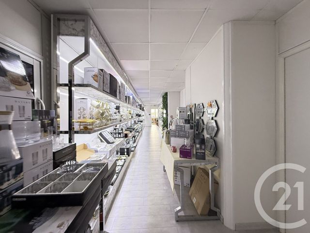 commerce à louer - 788.0 m2 - VILLEPARISIS - 77 - ILE-DE-FRANCE - Century 21 Agence Du Cèdre