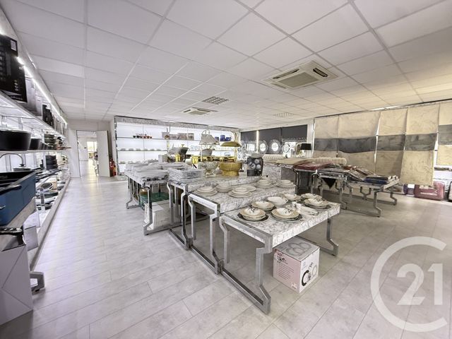 commerce à louer - 788.0 m2 - VILLEPARISIS - 77 - ILE-DE-FRANCE - Century 21 Agence Du Cèdre