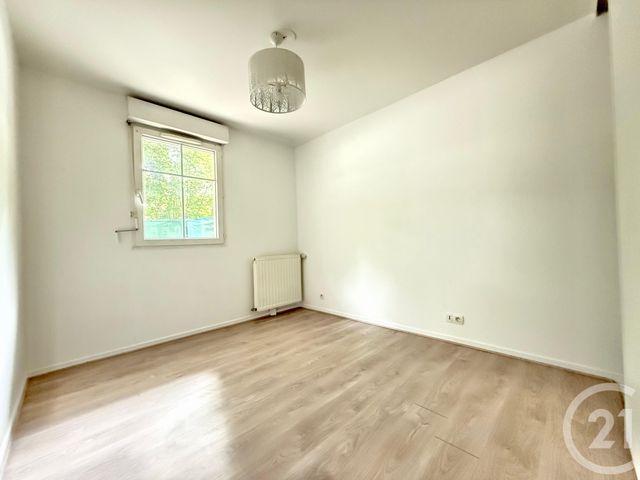 Appartement F3 à vendre - 3 pièces - 60.7 m2 - VAUJOURS - 93 - ILE-DE-FRANCE - Century 21 Agence Du Cèdre