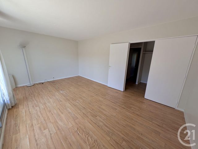 Appartement F4 à vendre - 4 pièces - 77.82 m2 - LIVRY GARGAN - 93 - ILE-DE-FRANCE - Century 21 Agence Du Cèdre