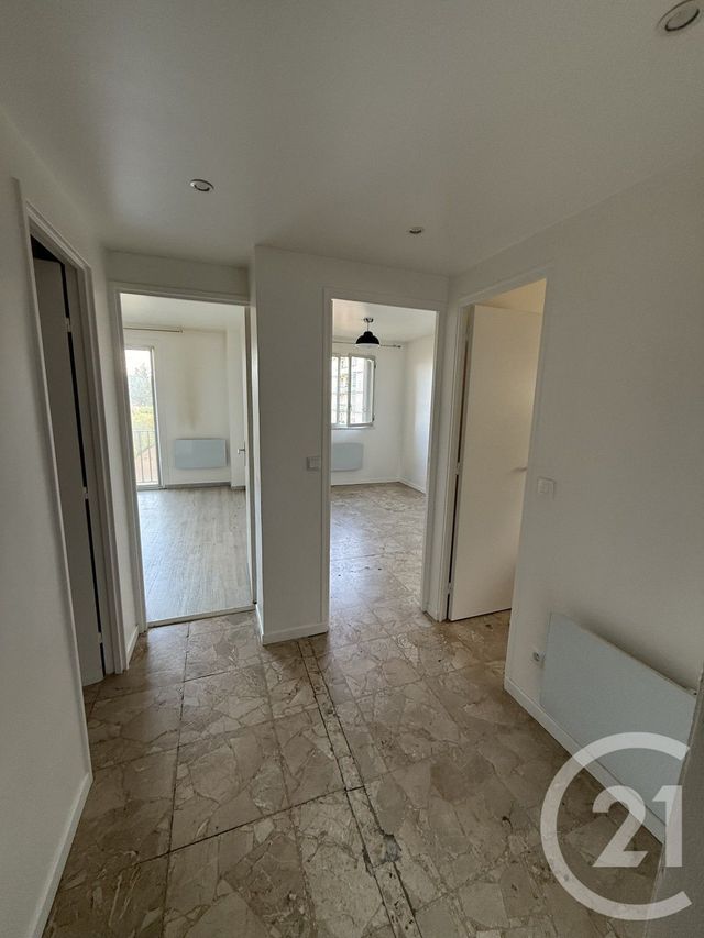 Appartement F2 à louer - 2 pièces - 45.34 m2 - LIVRY GARGAN - 93 - ILE-DE-FRANCE - Century 21 Agence Du Cèdre