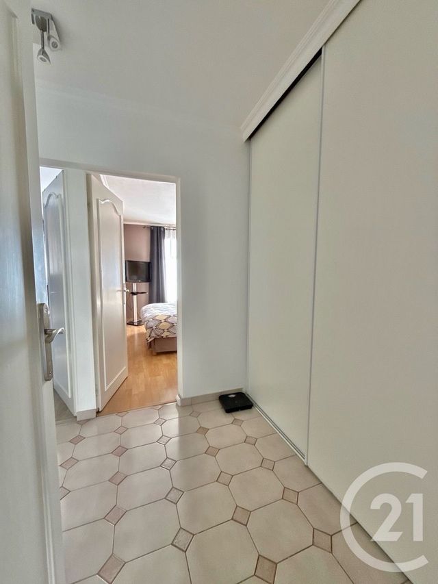 Appartement F3 à vendre - 3 pièces - 70.25 m2 - LIVRY GARGAN - 93 - ILE-DE-FRANCE - Century 21 Agence Du Cèdre