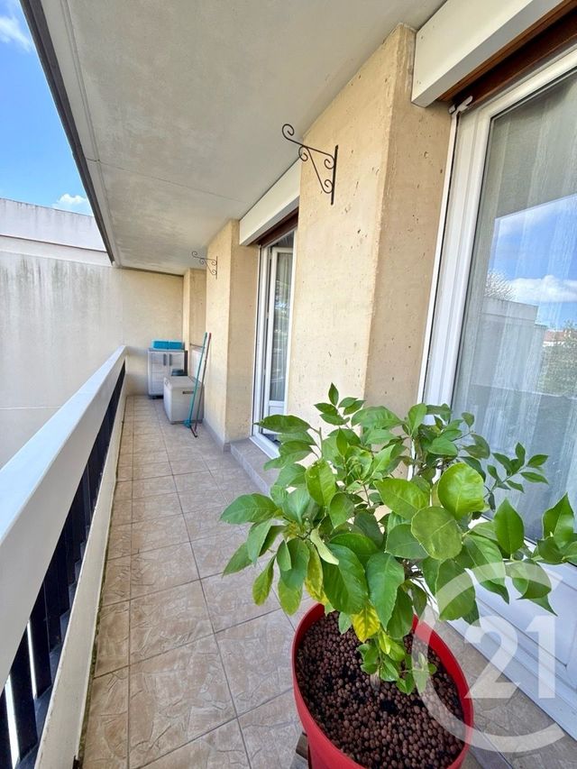 Appartement F3 à vendre - 3 pièces - 70.25 m2 - LIVRY GARGAN - 93 - ILE-DE-FRANCE - Century 21 Agence Du Cèdre