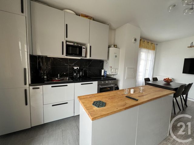 Appartement F3 à louer - 3 pièces - 60.49 m2 - VILLEPARISIS - 77 - ILE-DE-FRANCE - Century 21 Agence Du Cèdre