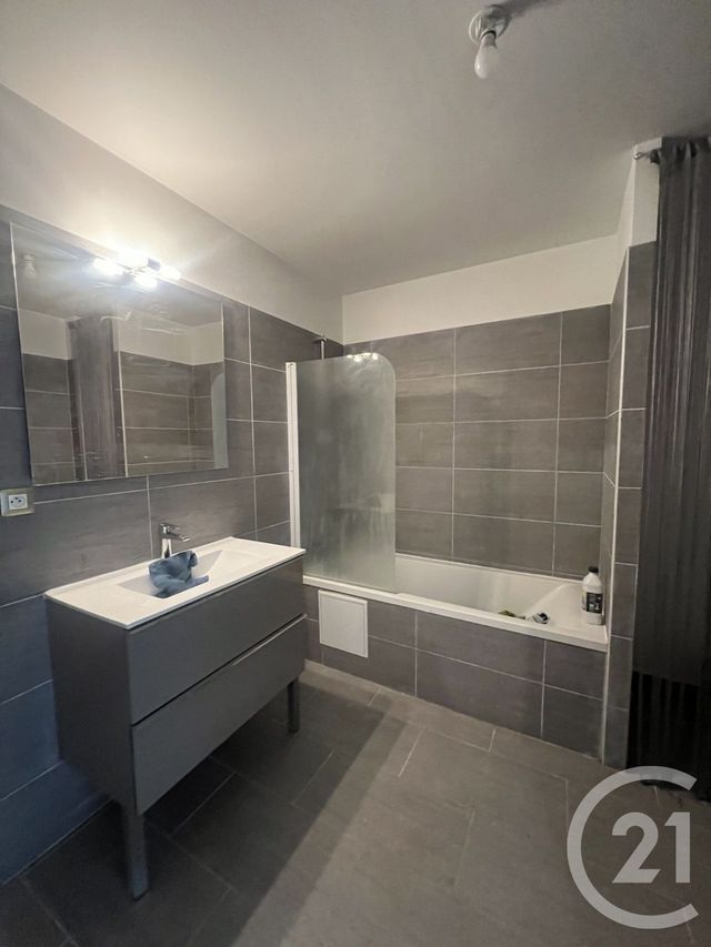 Appartement F3 à louer - 3 pièces - 60.49 m2 - VILLEPARISIS - 77 - ILE-DE-FRANCE - Century 21 Agence Du Cèdre