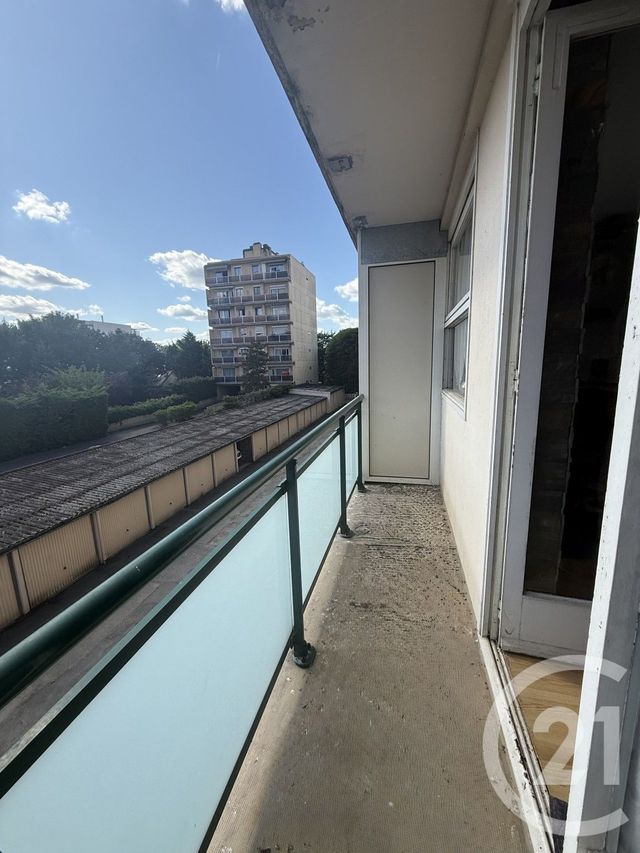 Appartement F3 à louer - 3 pièces - 52.03 m2 - LIVRY GARGAN - 93 - ILE-DE-FRANCE - Century 21 Agence Du Cèdre