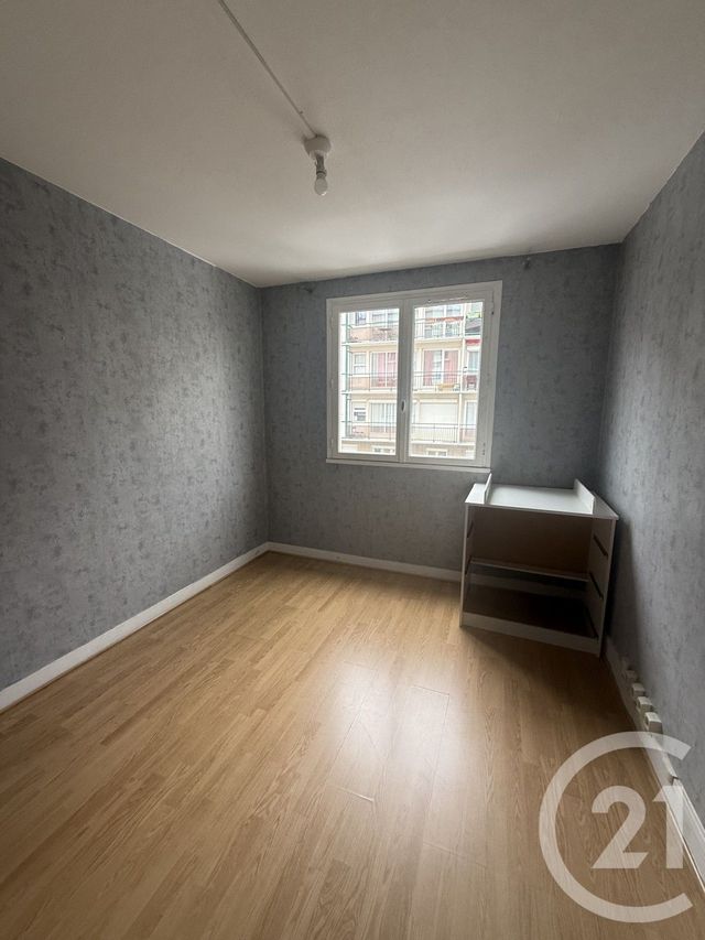 Appartement F3 à louer - 3 pièces - 52.03 m2 - LIVRY GARGAN - 93 - ILE-DE-FRANCE - Century 21 Agence Du Cèdre