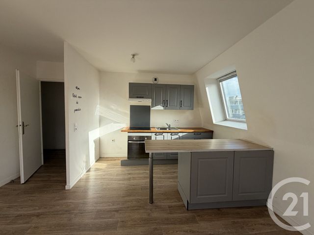 Appartement F3 à louer - 3 pièces - 66.17 m2 - MONTFERMEIL - 93 - ILE-DE-FRANCE - Century 21 Agence Du Cèdre