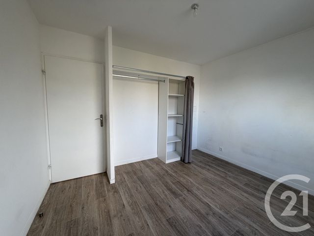 Appartement F3 à louer - 3 pièces - 66.17 m2 - MONTFERMEIL - 93 - ILE-DE-FRANCE - Century 21 Agence Du Cèdre