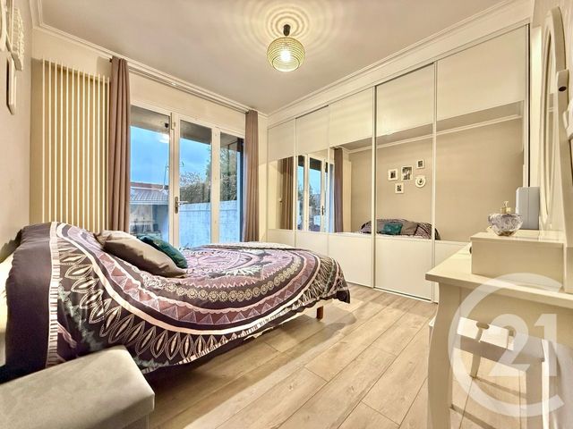 maison à vendre - 8 pièces - 209.0 m2 - LIVRY GARGAN - 93 - ILE-DE-FRANCE - Century 21 Agence Du Cèdre