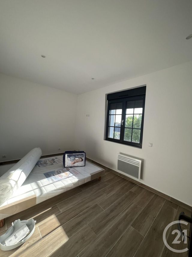 Appartement F3 à louer - 3 pièces - 74.35 m2 - MONTFERMEIL - 93 - ILE-DE-FRANCE - Century 21 Agence Du Cèdre