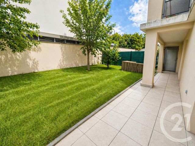Appartement F3 à vendre - 3 pièces - 66.84 m2 - LIVRY GARGAN - 93 - ILE-DE-FRANCE - Century 21 Agence Du Cèdre