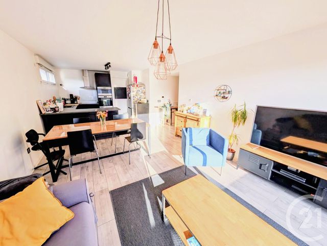 Appartement F3 à vendre - 3 pièces - 65.0 m2 - LIVRY GARGAN - 93 - ILE-DE-FRANCE - Century 21 Agence Du Cèdre