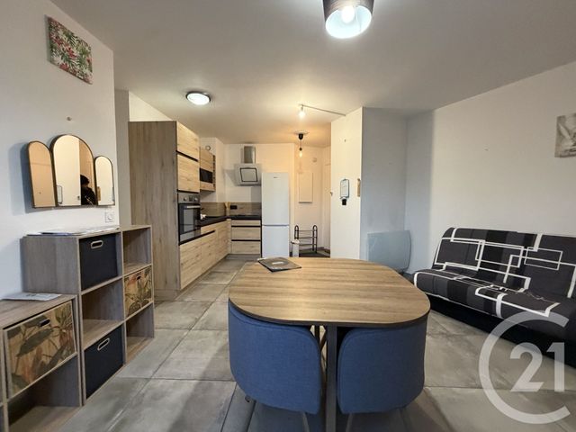 Appartement F2 à louer - 2 pièces - 34.43 m2 - VILLEPARISIS - 77 - ILE-DE-FRANCE - Century 21 Agence Du Cèdre