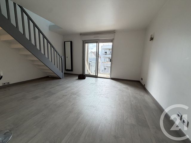 Appartement F2 à louer - 2 pièces - 45.0 m2 - VILLEPARISIS - 77 - ILE-DE-FRANCE - Century 21 Agence Du Cèdre