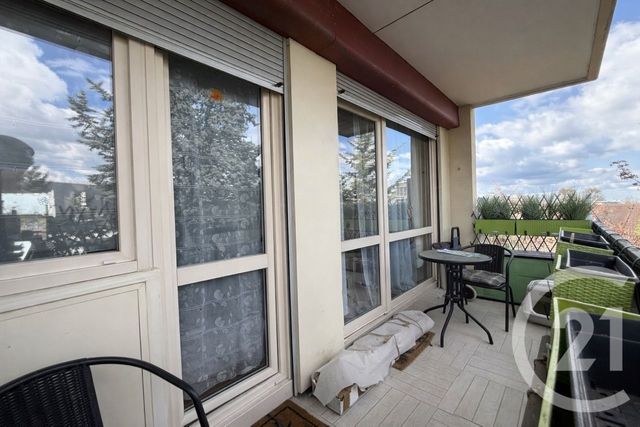 Appartement F3 à vendre - 3 pièces - 60.03 m2 - LIVRY GARGAN - 93 - ILE-DE-FRANCE - Century 21 Agence Du Cèdre